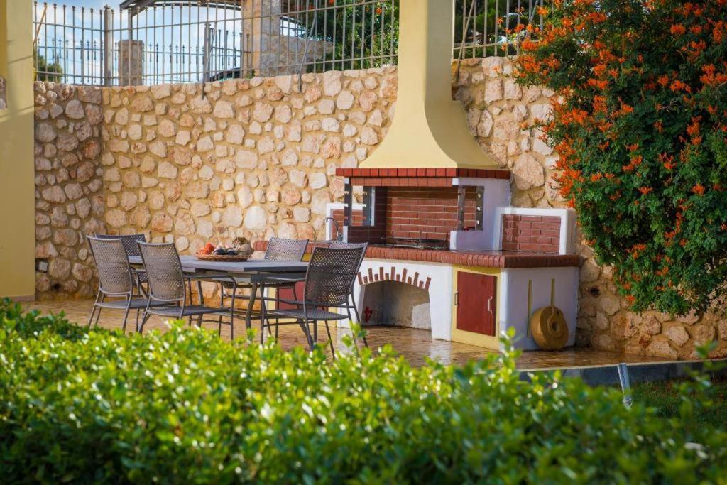 Azzuro Villa With Private Pool By Estia Hersonissos  Bagian luar foto